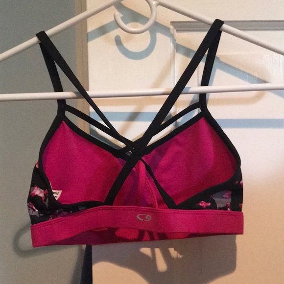 Cute champion sports bra from target - Picture 2 of 3